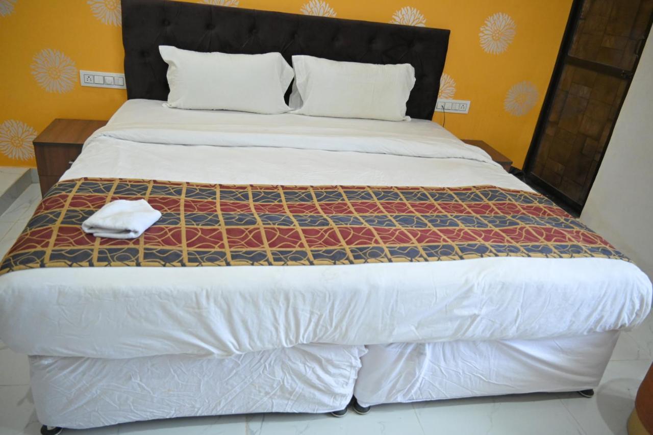 Hotel Apni Haveli Udaipur Eksteriør bilde